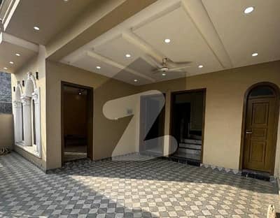 4500 Marla Lower Portion For rent Is Available In MPCHS - Multi Gardens