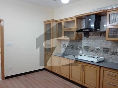 14 Marla House In I-8/3 Is Available For sale