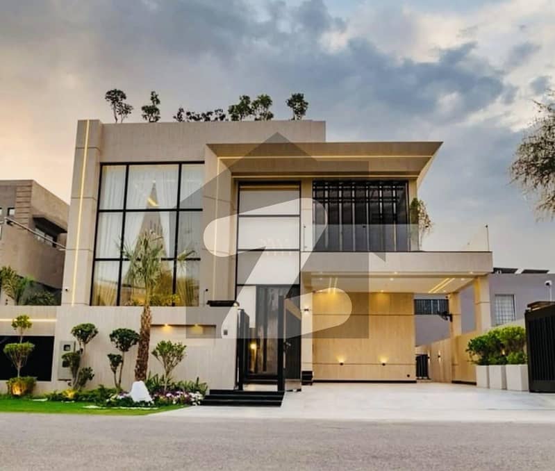 One Kanal Luxury Bungalow Located Near Dolmen Mall One Kanal Luxury Bungalow Located Near Dolmen Mall