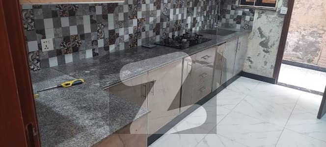 4 marla house available for rent in paragon city