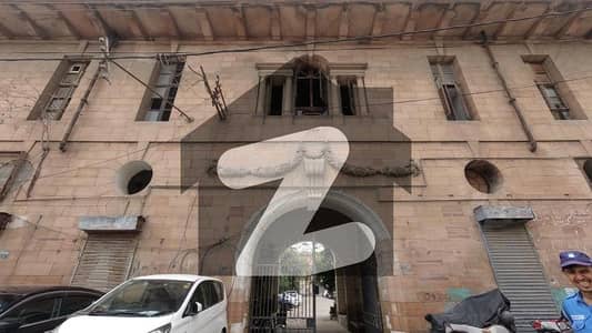 آئی آئی چندڑیگر روڈ کراچی میں 4 کنال دفتر 25.2 لاکھ میں کرایہ پر دستیاب ہے۔