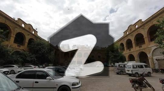 آئی آئی چندڑیگر روڈ کراچی میں 9 مرلہ دفتر 2.5 لاکھ میں کرایہ پر دستیاب ہے۔