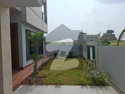 10 Marla Corner Plot F1 Block