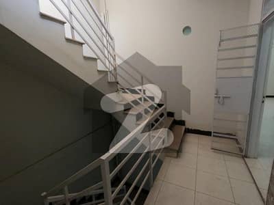 2 Bed Lounge 650 Sqft 4th Floor Flat With Roof For Sale In Karachi University CHS