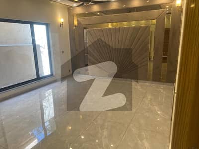 10 Marla Upper Portion Independid Ground Lock For Rent In Phase 3 Bahria Town Rwp