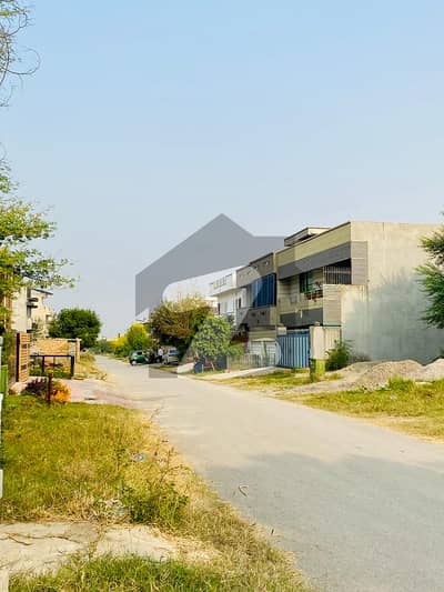 25x40 INVESTOR RATE PLOT AVAILABLE FOR SALE IN SECTOR D-12