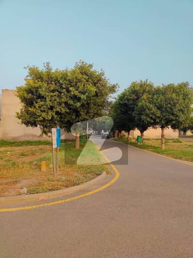 8.15 Marla Corner and 40 feet Road Plot Nearby Population Grid and Sui Gas Charges Paid