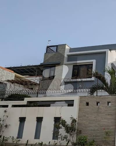 central Lane phase 2 DHA Karachi