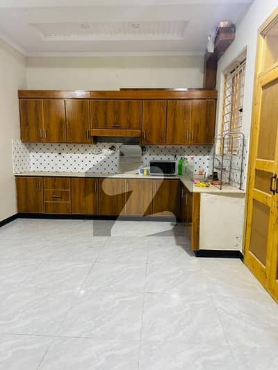 غوری ٹاؤن فیز 4 سی 2 غوری ٹاؤن,اسلام آباد میں 2 کمروں کا 5 مرلہ زیریں پورشن 26.0 ہزار میں کرایہ پر دستیاب ہے۔