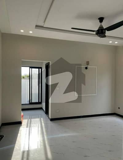 10 Marla Ground Portion For Rent