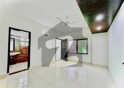 Beautiful Spacious Three Bed Flat For Urgent Sale