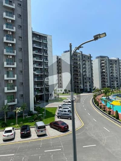 عسکری 11 - سیکٹر ڈی عسکری 11,عسکری,لاہور میں 3 کمروں کا 10 مرلہ فلیٹ 4.15 کروڑ میں برائے فروخت۔