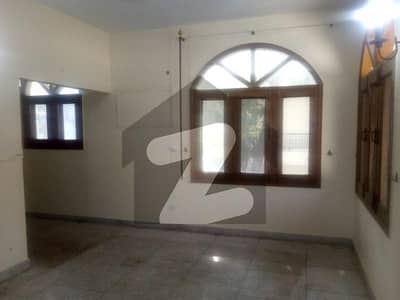 ایف ۔ 8 اسلام آباد میں 4 کمروں کا 1 کنال مکان 25.0 کروڑ میں برائے فروخت۔