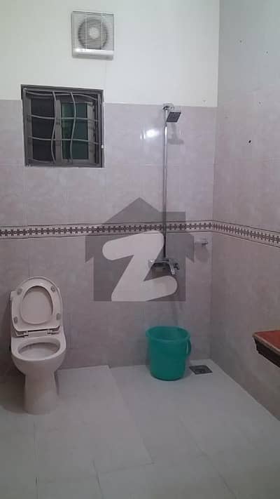 ایف ۔ 6 اسلام آباد میں 1 کمرے کا 1 کنال بالائی پورشن 1.7 لاکھ میں کرایہ پر دستیاب ہے۔