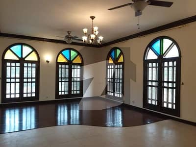 E-7 AT MAIN LOCATION 08 Bedroom Executive Level House With Beautiful Garden