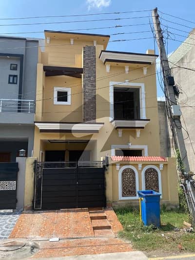 3.56 Marla Brand New House Available For Sale In Dream Avenue,Block-A Raiwind Road,Lahore.