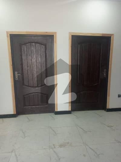 غوری ٹاؤن فیز 5اے غوری ٹاؤن,اسلام آباد میں 5 کمروں کا 5 مرلہ مکان 1.5 کروڑ میں برائے فروخت۔