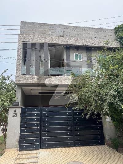 5 Marla Used Corner House Available For Sale In Dream Avenue Block-A Raiwind Road, Lahore.