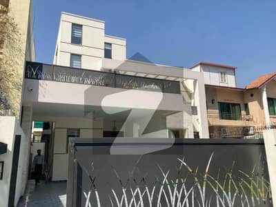 HOUSE FOR RENT IN F-6