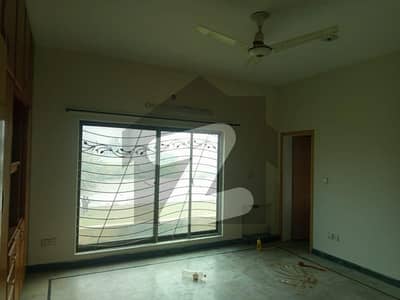 Very Well Maintained 1 Kanal Upper Portion Available For Rent. Very Well Maintained 1 Kanal Upper Portion Available For Rent.