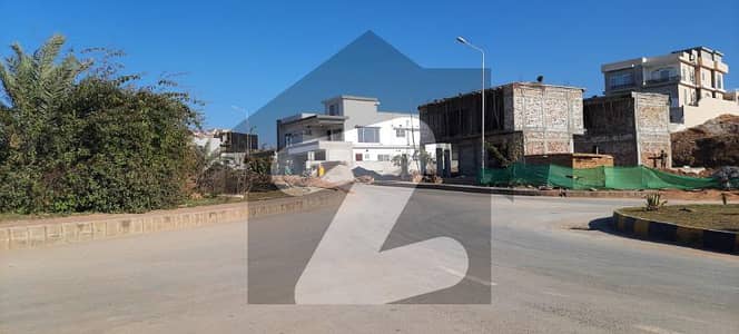 CORNER PLOT SOLID LAND FOR SALE