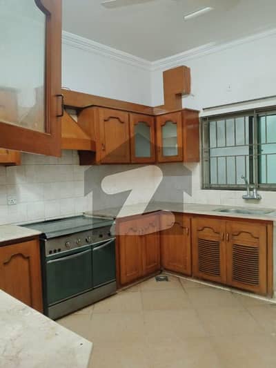 I-8/3 Lower Portion Sized 14 Marla