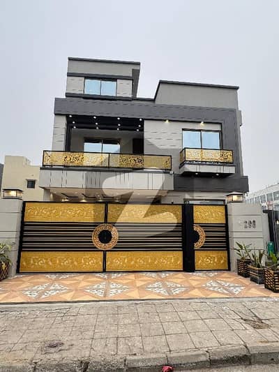 بحریہ آرچرڈ فیز 1 ۔ سینٹرل بحریہ آرچرڈ فیز 1,بحریہ آرچرڈ,لاہور میں 5 کمروں کا 13 مرلہ مکان 4.3 کروڑ میں برائے فروخت۔