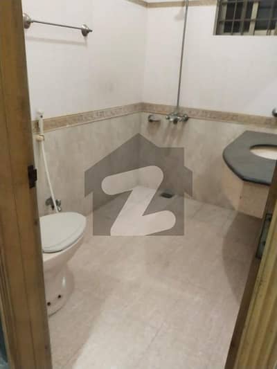 Lower Portion Of 14 Marla Is Available For rent In I-8/4, Islamabad