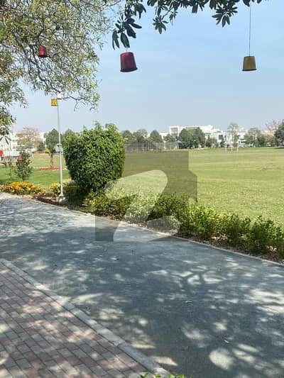 2 KANAL FACING PARK PLOT FOR SALE ON URGENT BASIS
