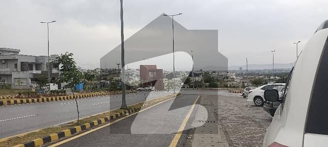 >We are Providing a Secure Platform for Your Property Assets.  >We Deals in All Kind of Property in all CDA Sectors, Bahria Town Rawalpindi/ Islamabad and in all DHA  >We also Deal in Sale and Purchase of Houses and Plots on Best Possible Market Rates.