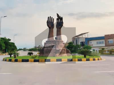 5 Marla Residential Plot Is Available For sale In Bahria Town Phase 8 - Block Rose Garden