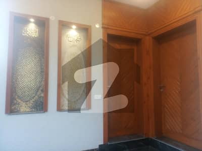 5 MARLA HOUSE AVAILABLE FOR RENT