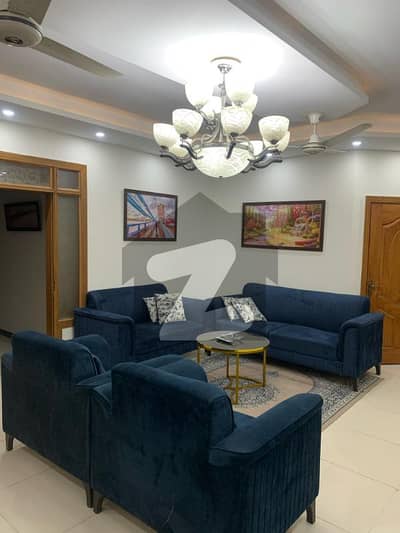 ایف ۔ 11 مرکز ایف ۔ 11,اسلام آباد میں 2 کمروں کا 8 مرلہ فلیٹ 1.5 لاکھ میں کرایہ پر دستیاب ہے۔