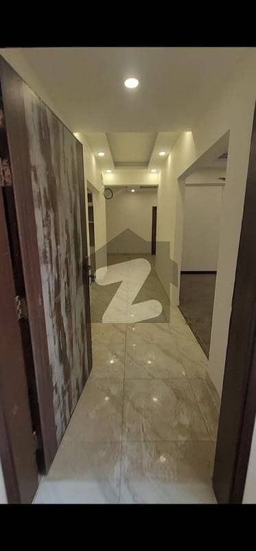 میٹروپولِز ریزیڈینسی جناح ایونیو,کراچی میں 4 کمروں کا 13 مرلہ فلیٹ 3.45 کروڑ میں برائے فروخت۔