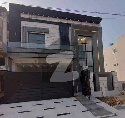 Change Your Address To LDA Avenue - Block M, Lahore For A Reasonable Price Of Rs. 33500000