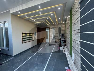 ایڈن ایگزیکیٹو ایڈن گارڈنز,فیصل آباد میں 3 کمروں کا 5 مرلہ مکان 2.3 کروڑ میں برائے فروخت۔