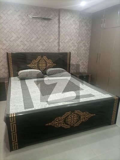 بحریہ ٹاؤن سیکٹر سی بحریہ ٹاؤن,لاہور میں 1 کمرے کا 2 مرلہ فلیٹ 90.0 لاکھ میں برائے فروخت۔