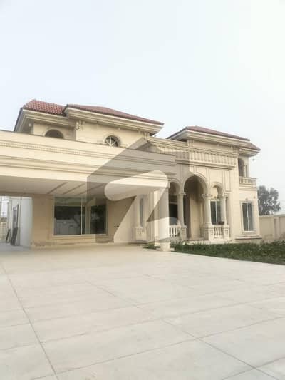 2 Kanal Spanish House Available On Rent