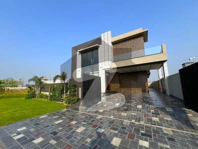 10 MARLA ELEGANT AND FULLY MAINTAINED SUPER HOT LOCATED BUNGALOW IS AVAILABLE IN THE BEST BLOCK OF DHA LAHORE.