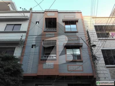 فیڈرل بی ایریا ۔ بلاک 14 فیڈرل بی ایریا,کراچی میں 6 کمروں کا 5 مرلہ مکان 4.0 کروڑ میں برائے فروخت۔
