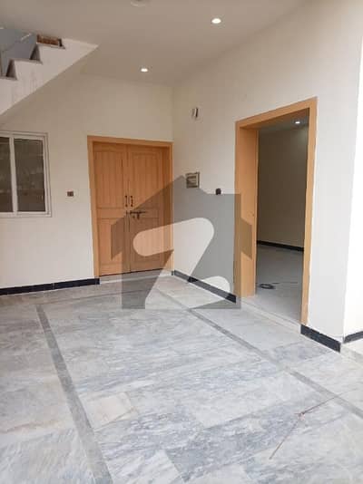 ایم پی سی ایچ ایس ۔ ملٹی گارڈنز بی ۔ 17,اسلام آباد میں 3 کمروں کا 5 مرلہ مکان 45.0 ہزار میں کرایہ پر دستیاب ہے۔