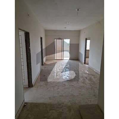 3 Bed DD Flat Available For Sale