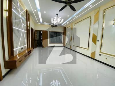 بحریہ ٹاؤن فیز 8 ۔ ابو بکر بلاک بحریہ ٹاؤن فیز 8 ۔ سفاری ویلی,بحریہ ٹاؤن فیز 8,بحریہ ٹاؤن راولپنڈی,راولپنڈی میں 8 کمروں کا 8 مرلہ مکان 80.0 ہزار میں کرایہ پر دستیاب ہے۔ بحریہ ٹاؤن فیز 8 ۔ ابو بکر بلاک بحریہ ٹاؤن فیز 8 ۔ سفاری ویلی,بحریہ ٹاؤن فیز 8,بحریہ ٹاؤن راولپنڈی,راولپنڈی میں 8 کمروں کا 8 مرلہ مکان 80.0 ہزار میں کرایہ پر دستیاب ہے۔