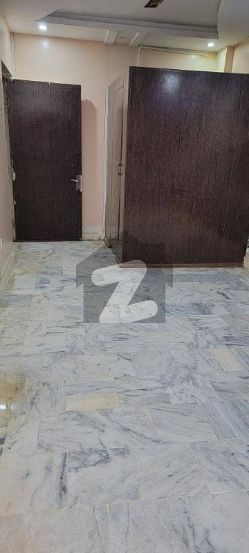 جی ۔ 11 مرکز جی ۔ 11,اسلام آباد میں 2 کمروں کا 2 مرلہ دفتر 40.0 ہزار میں کرایہ پر دستیاب ہے۔