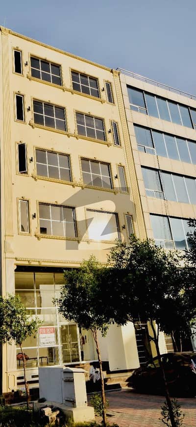 ڈی ایچ اے فیز 6 ڈیفنس (ڈی ایچ اے),لاہور میں 4 مرلہ دفتر 60.0 ہزار میں کرایہ پر دستیاب ہے۔