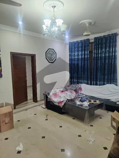 G10/3 Ground Portion Available For Rent 3bedrooms Ideal Location separate Gate