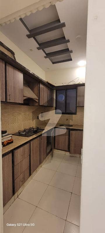 3 Bedroom Drawing Dining Lounge Kitchen Well maintained Appartment For Rent