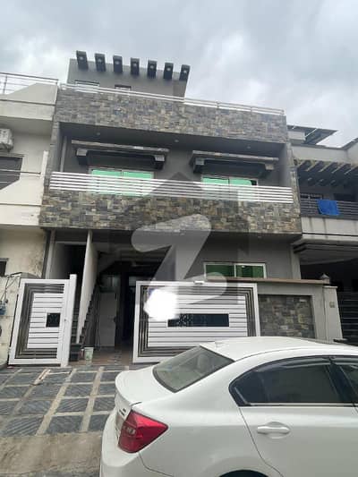25*50 5 Marla Brandnew House for sale in G-14/4 Islamabad