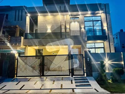 Brand New House For Sale In Bahria Town Lahore | Modern Design | Prime Location