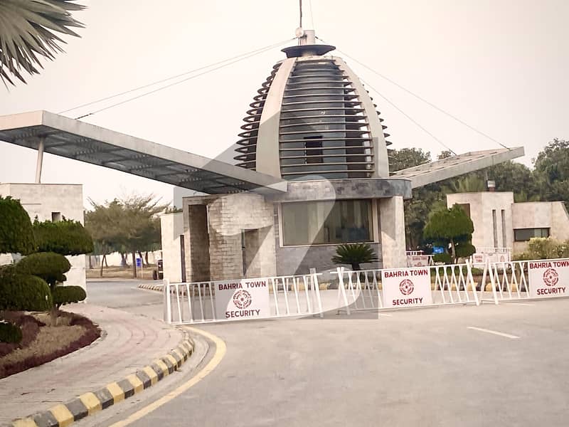 بحریہ ایجوکیشن اینڈ میڈیکل سٹی لاہور میں 5 مرلہ رہائشی پلاٹ 23.0 لاکھ میں برائے فروخت۔ بحریہ ایجوکیشن اینڈ میڈیکل سٹی لاہور میں 5 مرلہ رہائشی پلاٹ 23.0 لاکھ میں برائے فروخت۔